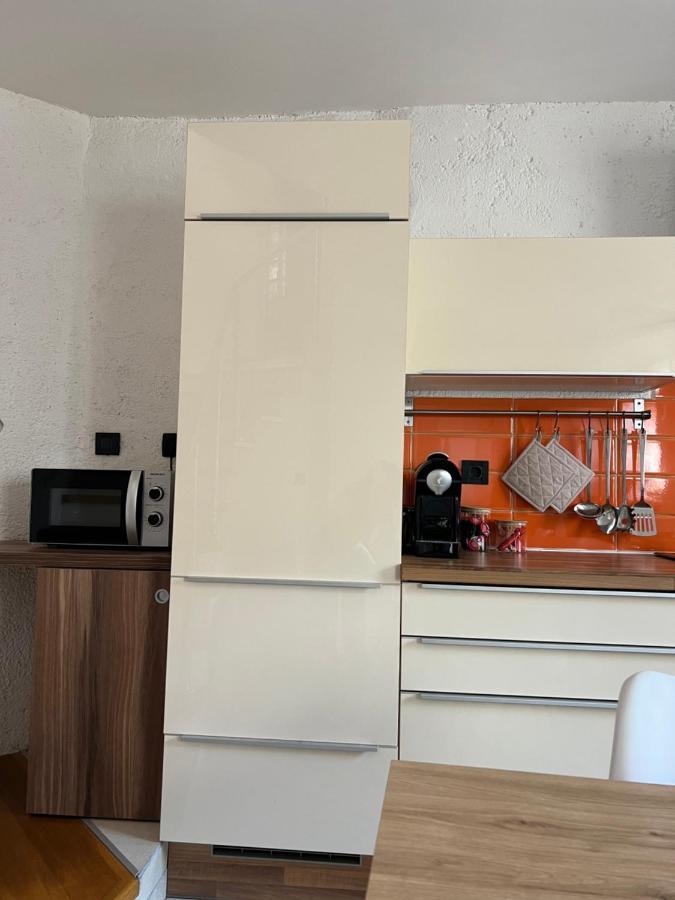 Guesthouse 45 Dutovlje Ngoại thất bức ảnh
