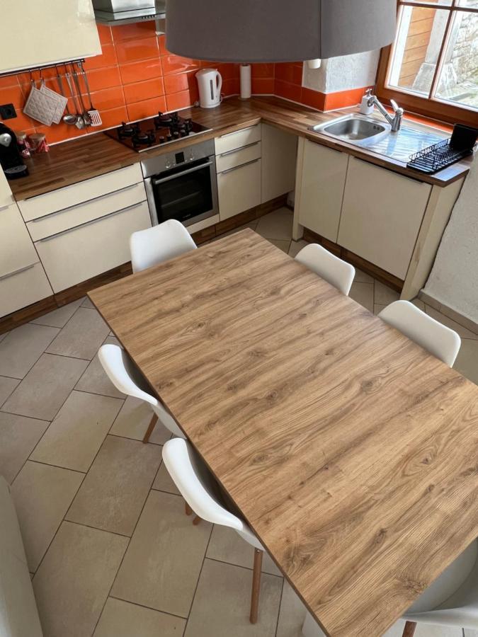 Guesthouse 45 Dutovlje Ngoại thất bức ảnh